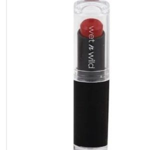 Wet n Wild Semi-matte lipstick in "Stoplight red"